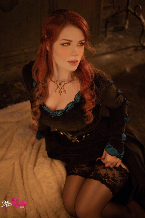 Lenore-Set-17.md.jpg