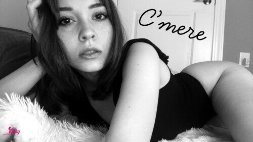 190622-38869192-Just-a-few-samples-from-my-snapchat...-Tip-15-for-a-month-or-90-for-a-year.md.jpg